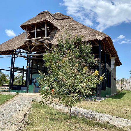 Enshama Game Lodge And Campsite Katunguru Kültér fotó